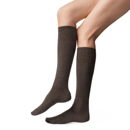 Podkolanówki brązowe 70% merino