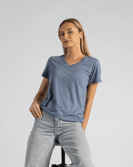 Koszulka damska  t-shirt regular fit z  wełny merino 160gsm menique V-neck