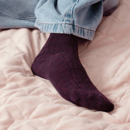 STEVEN Skarpetki fiole śliwka bezuciskowe dziecięce 75% merino